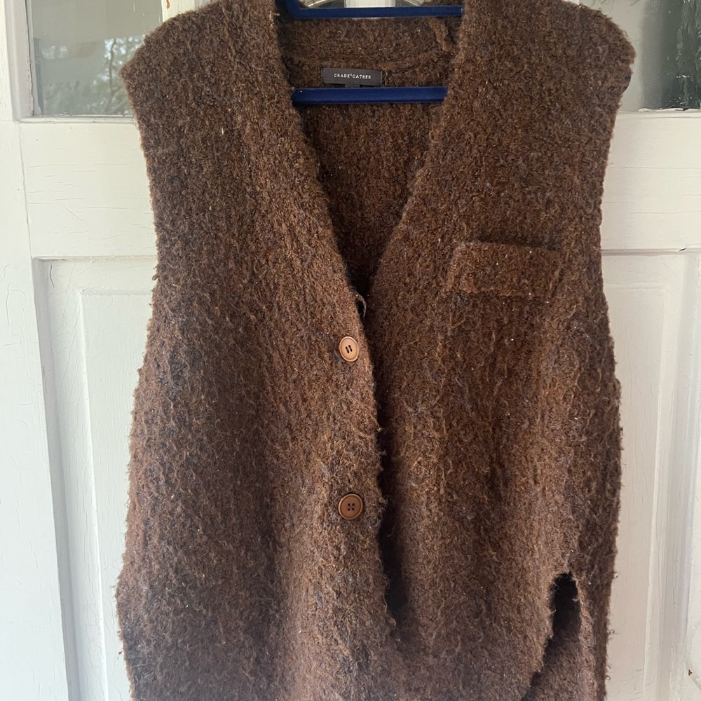 Grade & Gather Boucle Vest